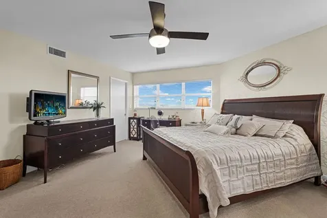818 SE 4th Street Fort Lauderdale FL 33301