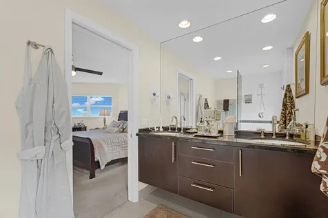 818 SE 4th Street Fort Lauderdale FL 33301