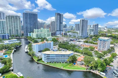 818 SE 4th Street Fort Lauderdale FL 33301