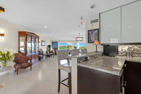 818 SE 4th Street Fort Lauderdale FL 33301
