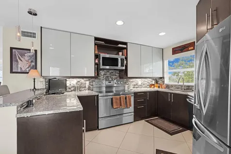 818 SE 4th Street Fort Lauderdale FL 33301