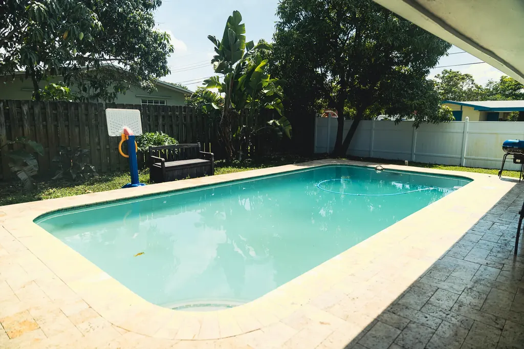 7210 NW 22nd Street Sunrise FL 33313