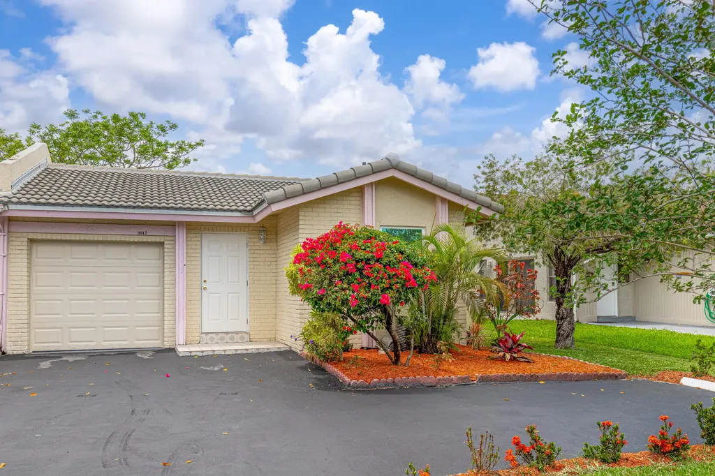 3912 NW 110th Avenue Coral Springs FL 33065