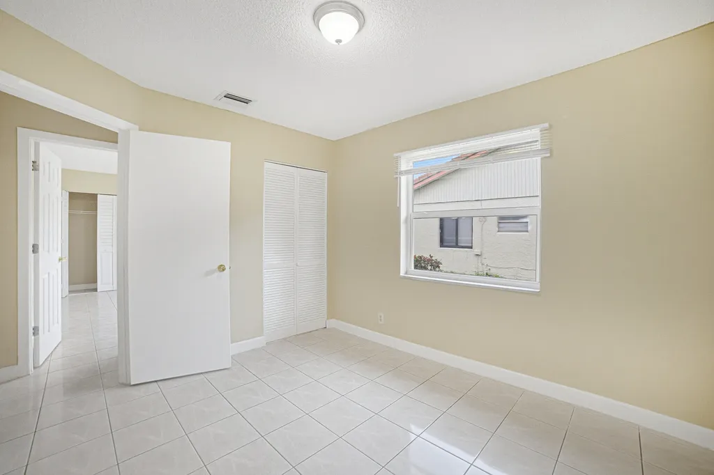 3912 NW 110th Avenue Coral Springs FL 33065
