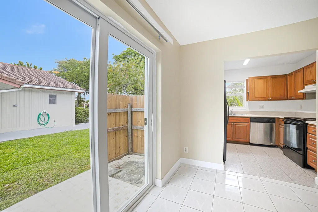 3912 NW 110th Avenue Coral Springs FL 33065