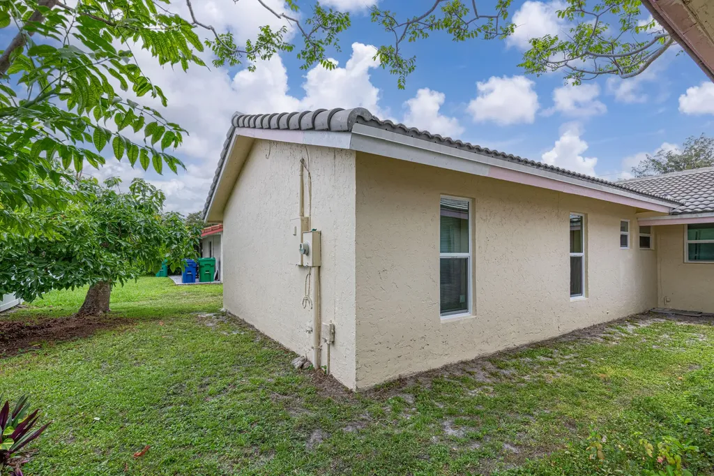 3912 NW 110th Avenue Coral Springs FL 33065