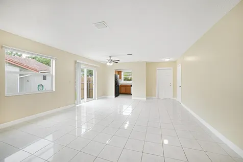 3912 NW 110th Avenue Coral Springs FL 33065