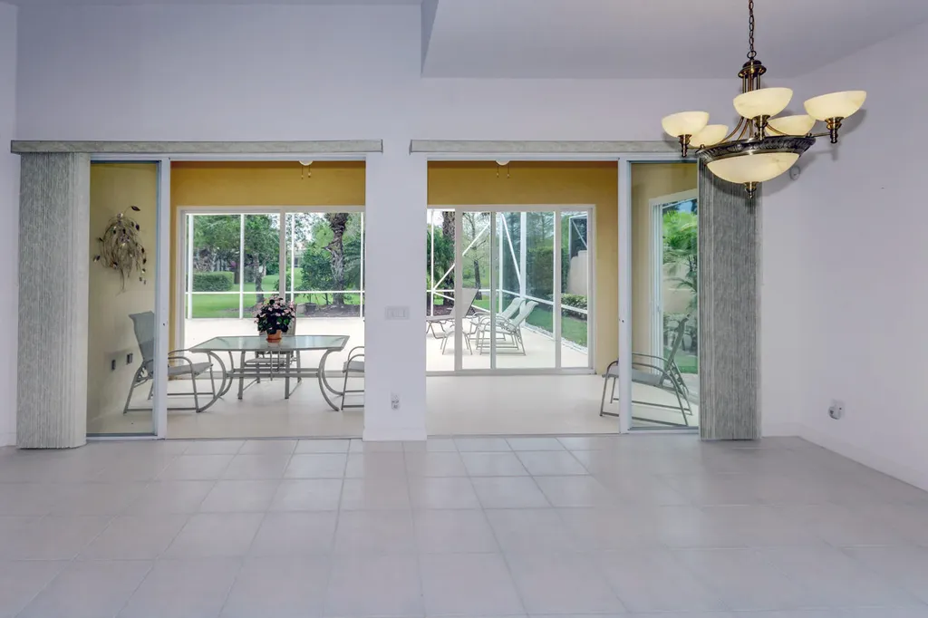 4705 Dovehill Drive Palm Beach Gardens FL 33418