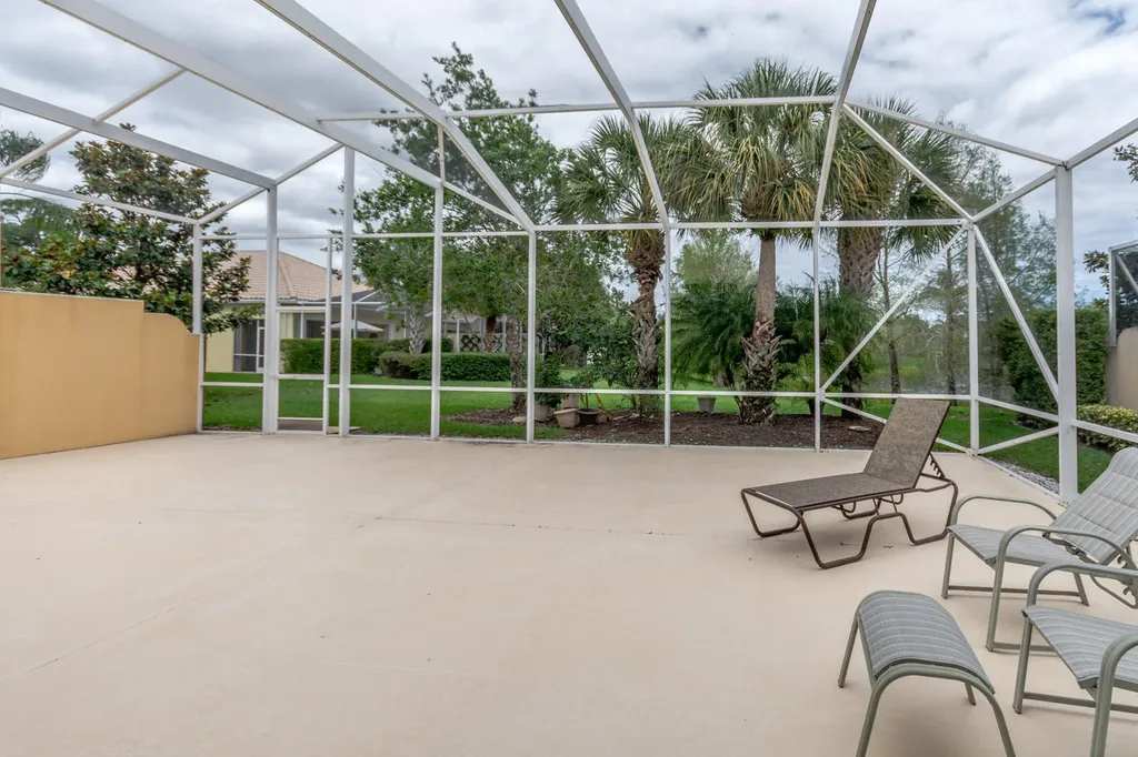 4705 Dovehill Drive Palm Beach Gardens FL 33418