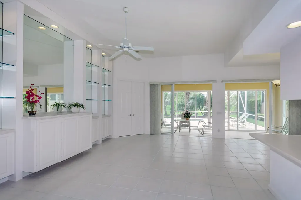 4705 Dovehill Drive Palm Beach Gardens FL 33418