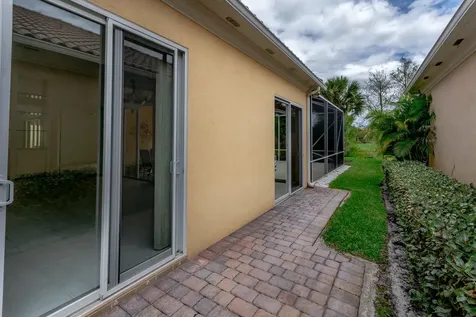 4705 Dovehill Drive Palm Beach Gardens FL 33418