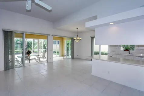 4705 Dovehill Drive Palm Beach Gardens FL 33418