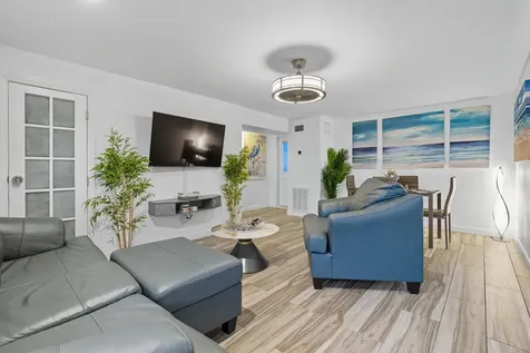 1145 NE 17th Way Fort Lauderdale FL 33304
