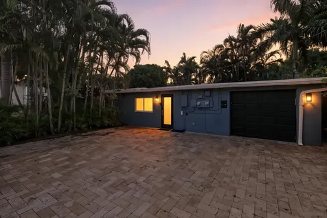 1145 NE 17th Way Fort Lauderdale FL 33304