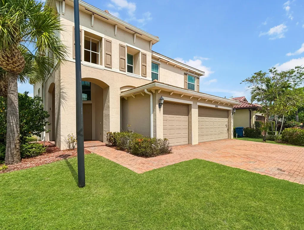 3001 Strada Court Royal Palm Beach FL 33411