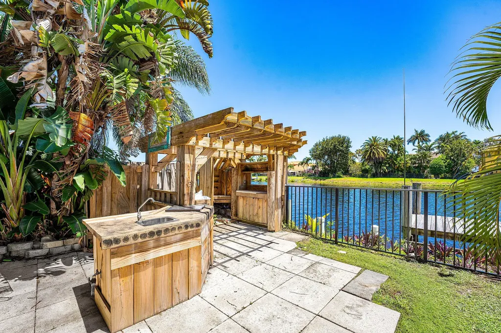 1402 Cormorant Road Delray Beach FL 33444