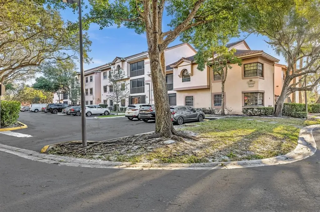 10790 NW 14th Street Plantation FL 33322