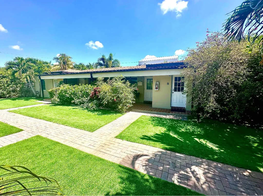 630 NE 17th Way Fort Lauderdale FL 33304