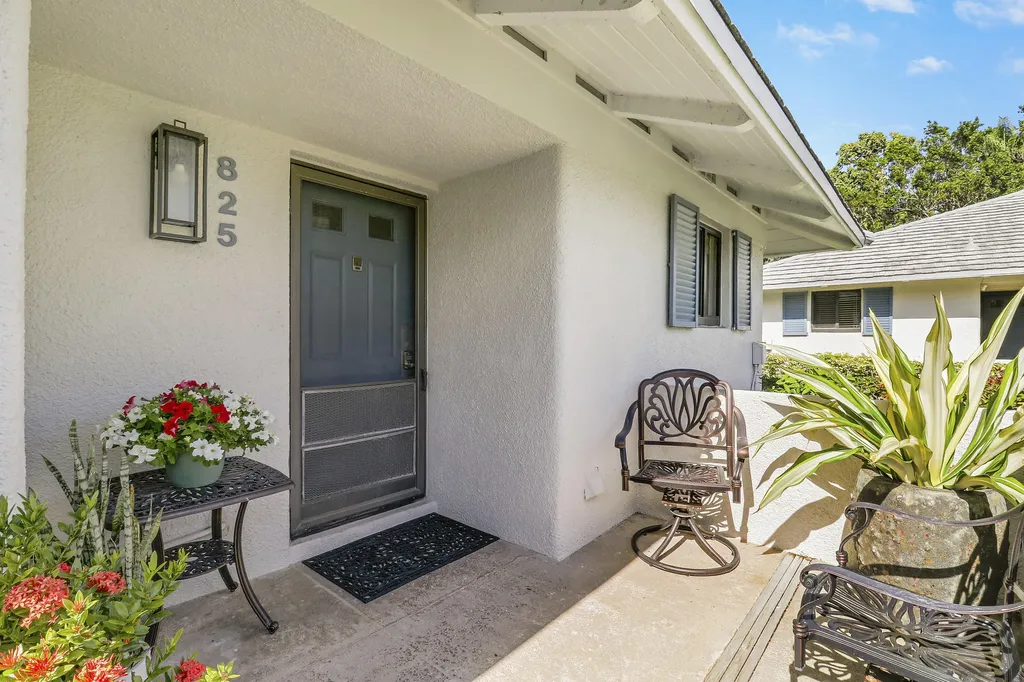 825 Club Drive Palm Beach Gardens FL 33418