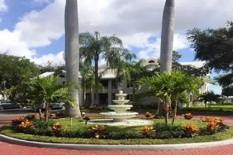 2841 N Oakland Forest Drive Oakland Park FL 33309
