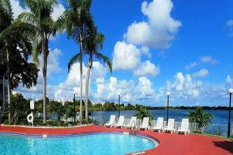 2841 N Oakland Forest Drive Oakland Park FL 33309