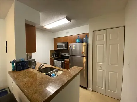 2841 N Oakland Forest Drive Oakland Park FL 33309