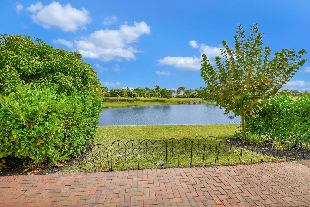 10102 Akenside Drive Boca Raton FL 33428