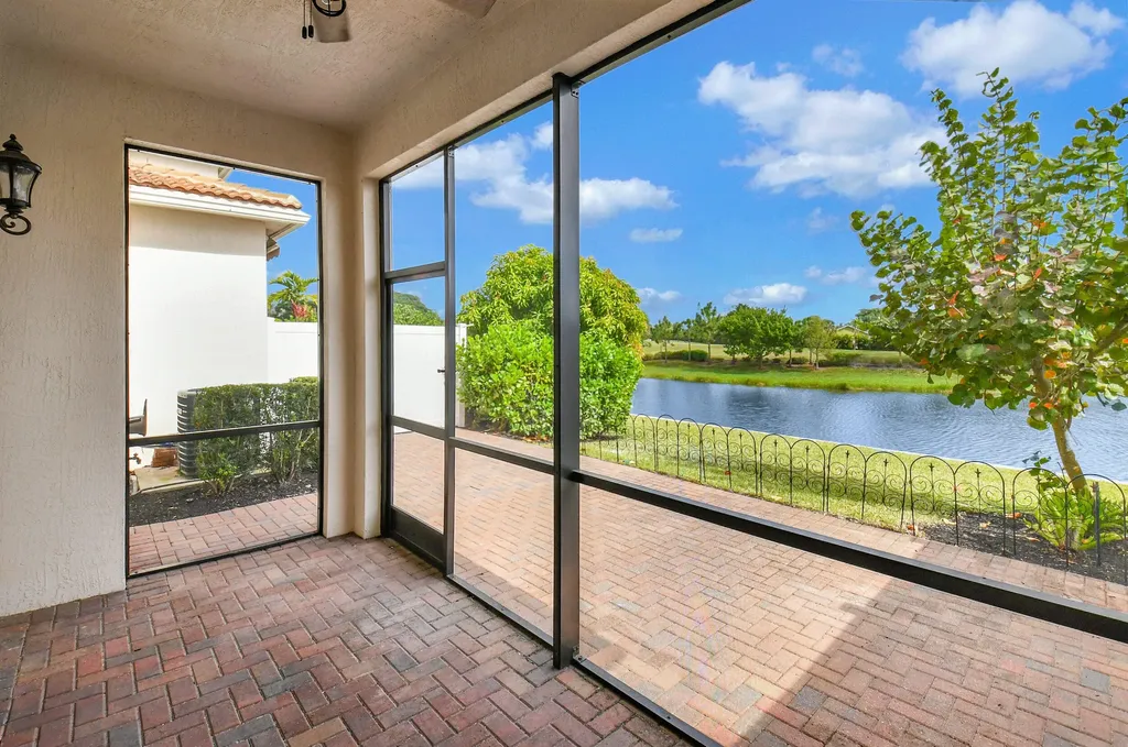 10102 Akenside Drive Boca Raton FL 33428