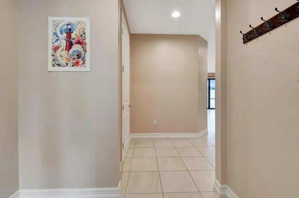 10102 Akenside Drive Boca Raton FL 33428
