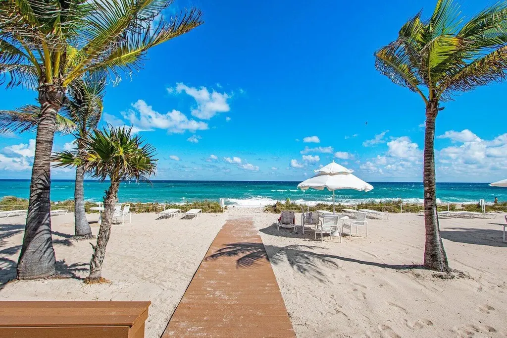 139 Sunrise Avenue Palm Beach FL 33480