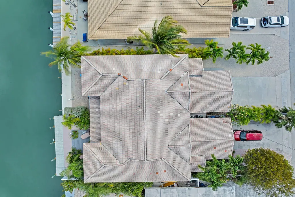 180 9th Street Key Colony Beach FL