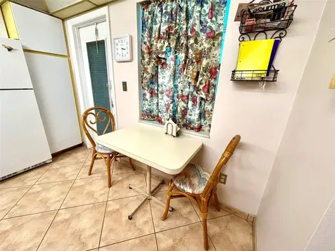 4401 NW 41st Street Lauderdale Lakes FL 33319