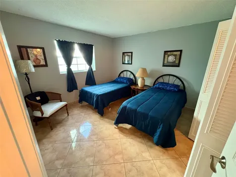 4401 NW 41st Street Lauderdale Lakes FL 33319