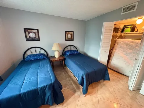 4401 NW 41st Street Lauderdale Lakes FL 33319