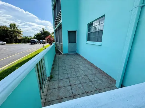 4401 NW 41st Street Lauderdale Lakes FL 33319