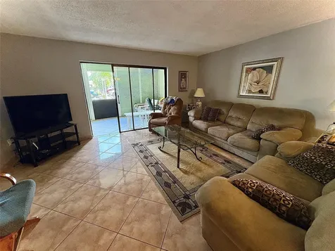 4401 NW 41st Street Lauderdale Lakes FL 33319