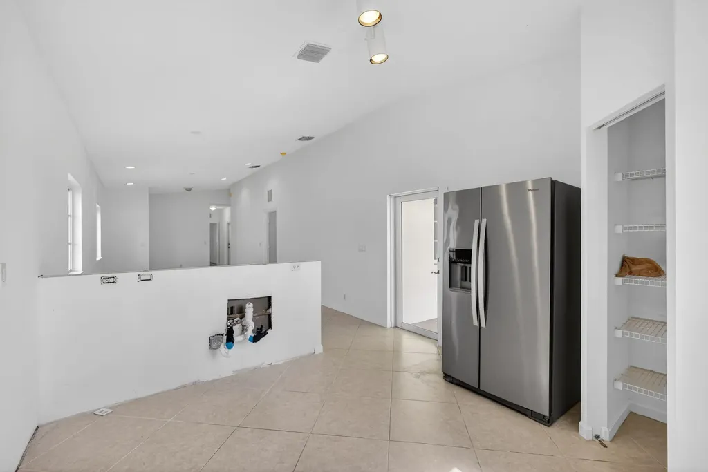 2344 Windjammer Way West Palm Beach FL 33411