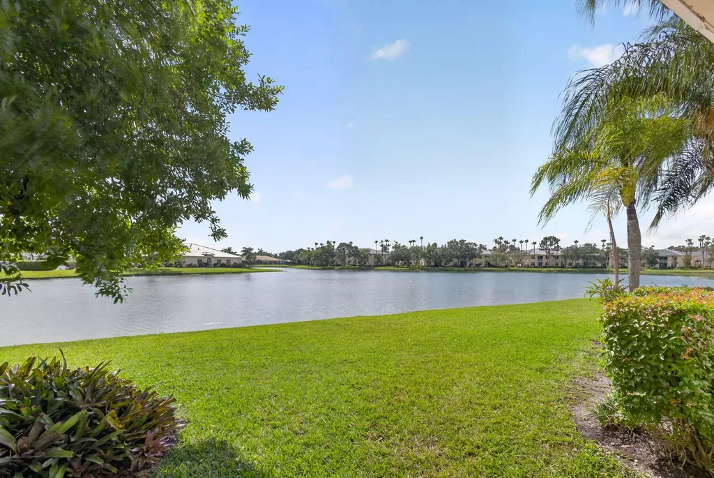 2344 Windjammer Way West Palm Beach FL 33411