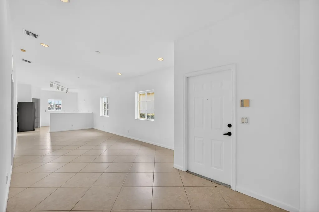 2344 Windjammer Way West Palm Beach FL 33411