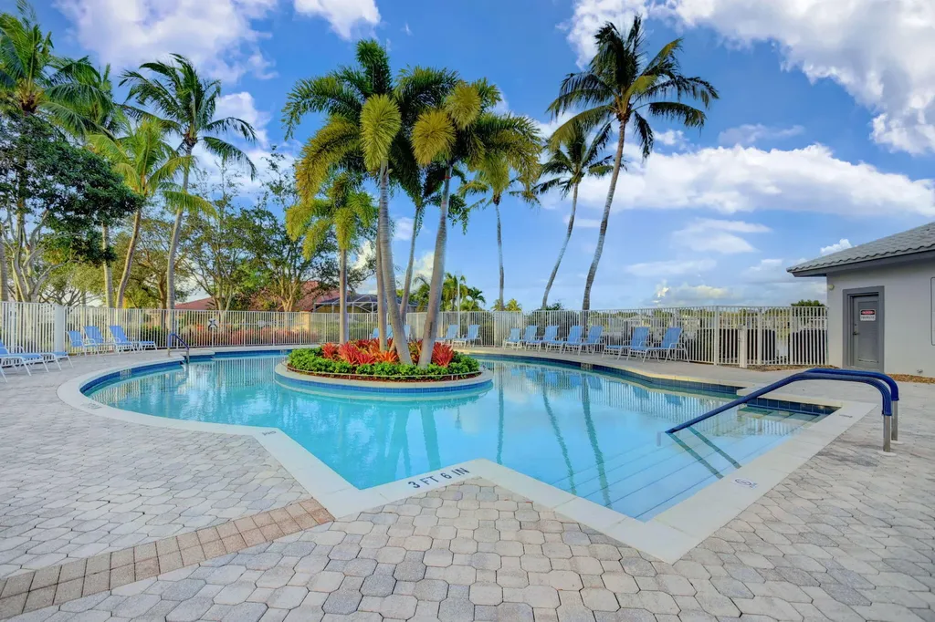 2344 Windjammer Way West Palm Beach FL 33411