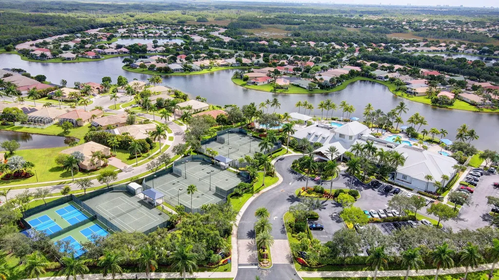 2344 Windjammer Way West Palm Beach FL 33411