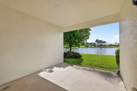 2344 Windjammer Way West Palm Beach FL 33411