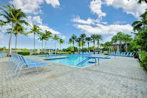 2344 Windjammer Way West Palm Beach FL 33411