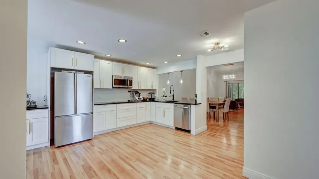 6660 Canary Palm Circle Boca Raton FL 33433