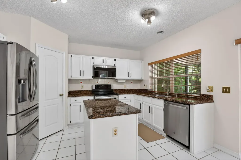 7555 Live Oak Drive Coral Springs FL 33065