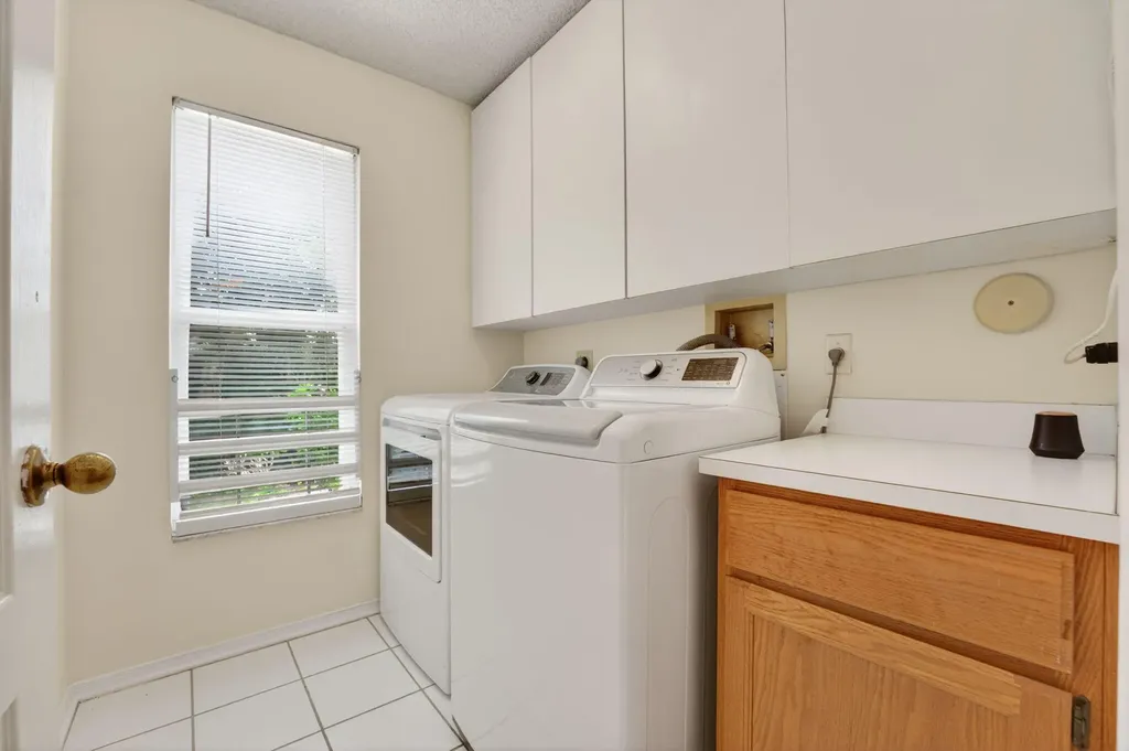 7555 Live Oak Drive Coral Springs FL 33065