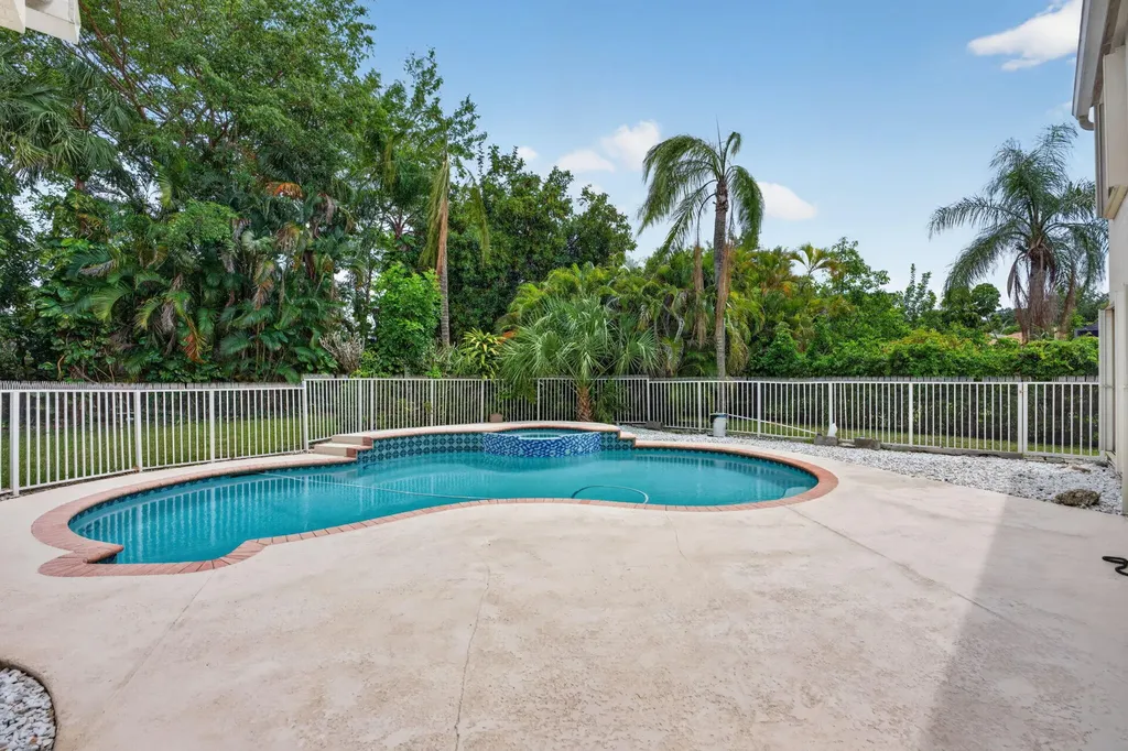 7555 Live Oak Drive Coral Springs FL 33065