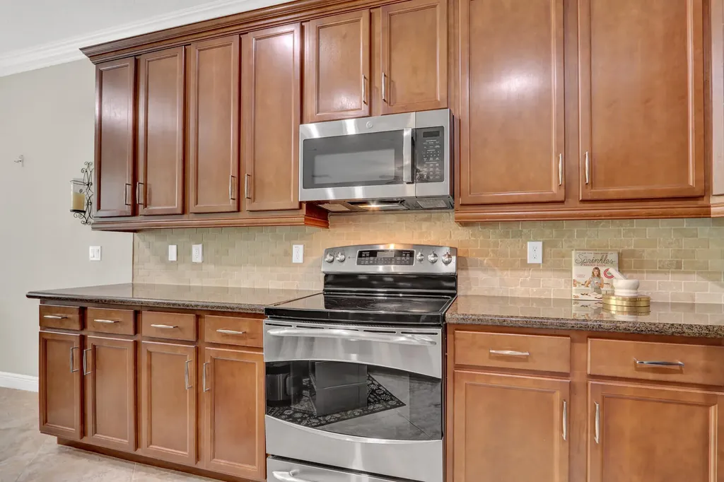 4137 Darlington Street Palm Beach Gardens FL 33418