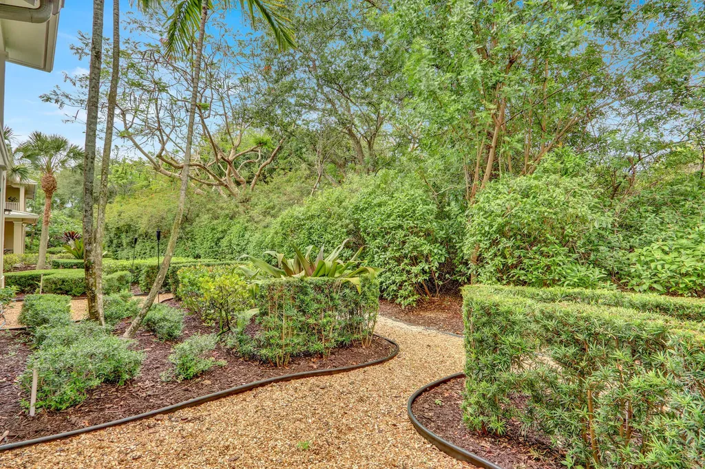 4137 Darlington Street Palm Beach Gardens FL 33418