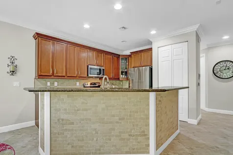 4137 Darlington Street Palm Beach Gardens FL 33418